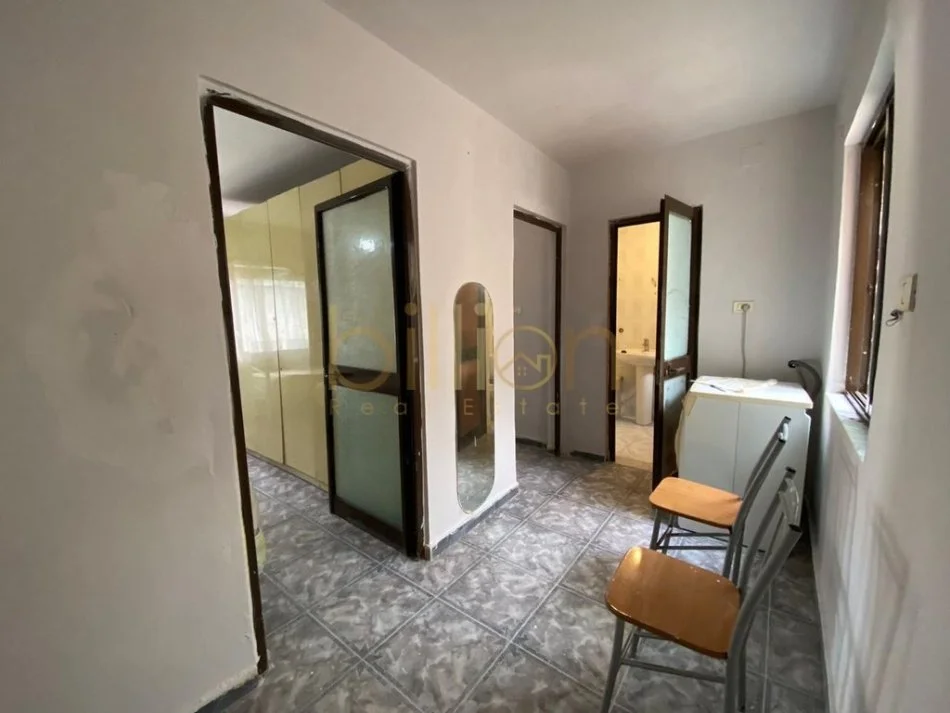 Tirane, jepet me qera 1+1 , 74 m² 500 € 