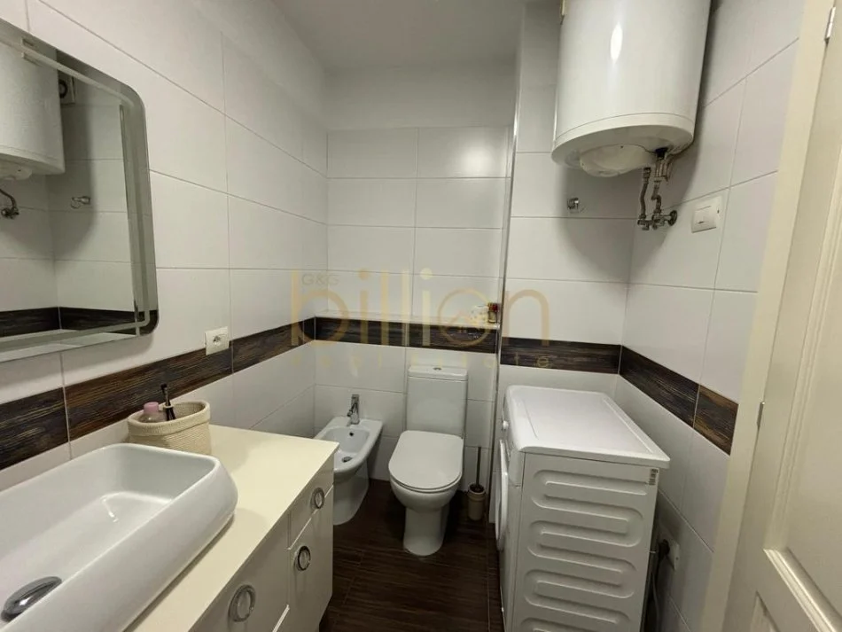 Tirane, jepet me qera 2+1+Ballkon ,Mine Peza, 95 m² 800 €