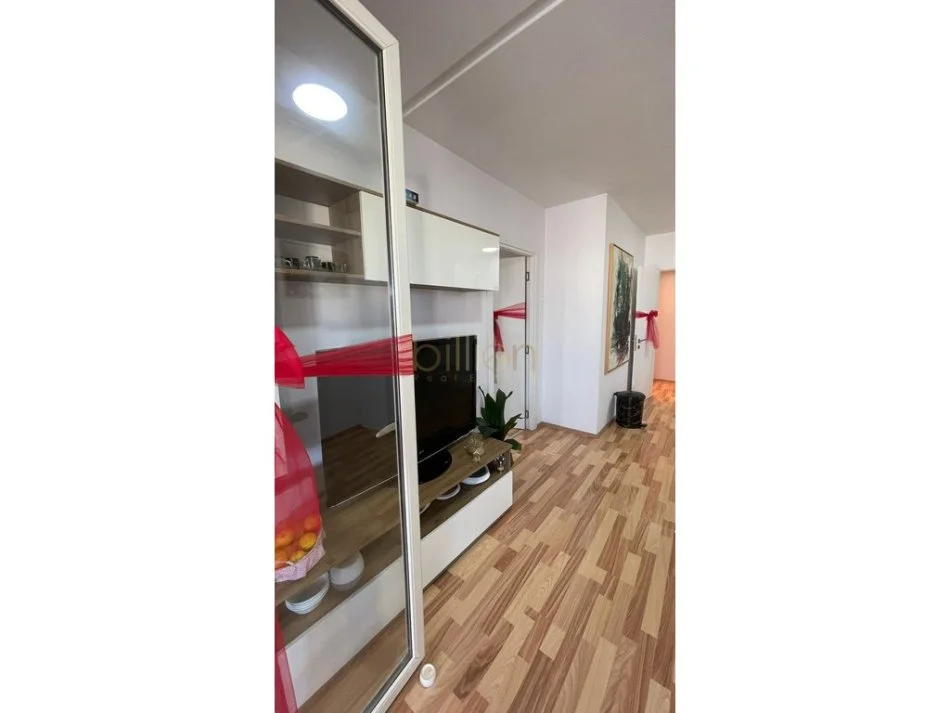 jepet me qera 2+1+Ballkon , 115 m² 600 € (Astir)