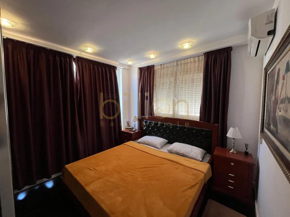 Tirane, jepet me qera Dublex , 104 m² 950 € 