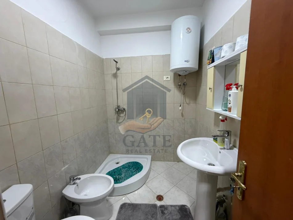 Durres, shitet apartament 1+1 Kati 3, 62 m² 69.000 € (Shkembi i Kavajes)