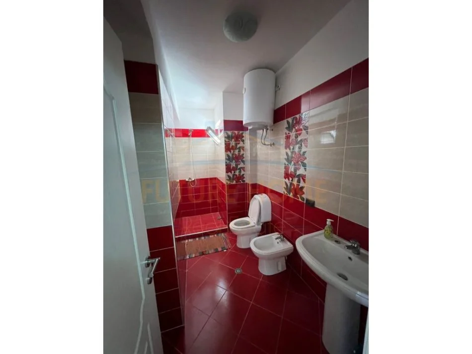 Durres, shitet apartament 1+1 Kati 7, 115 m² 97.000 € (Shkemb Kavaje, Durrës)