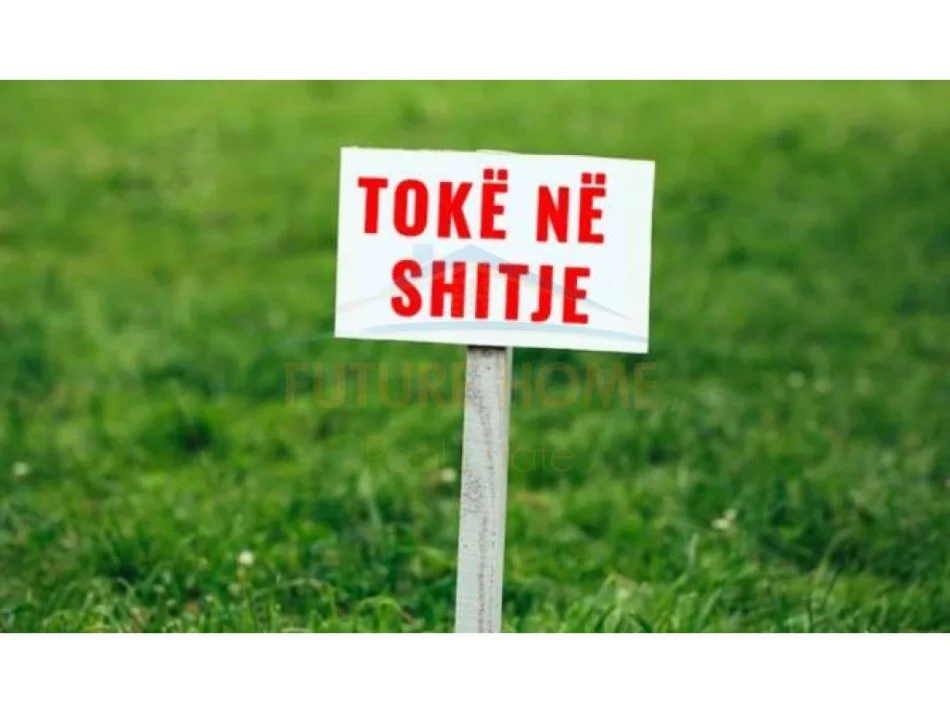 Tirane, shitet toke , 5.000 m² 500.000 € 