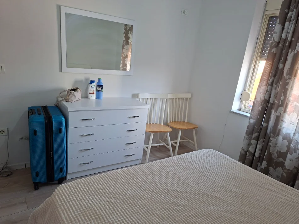 Tirane, jepet me qera apartament 2+1+Ballkon Kati 5, 76 m² 650 € (Ura e Tabakëve)