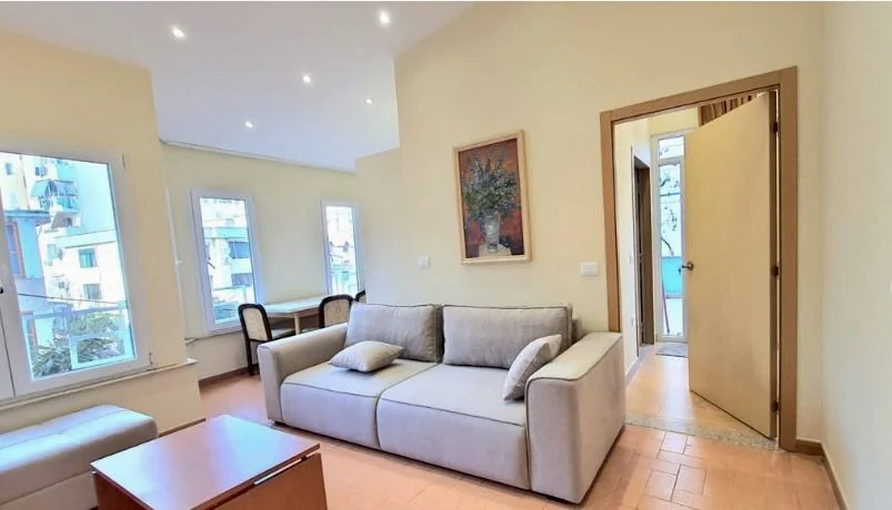 jepet me qera apartament 2+1+Aneks+Ballkon Kati 3, 100 m² 600 € (Myslym Shyri)