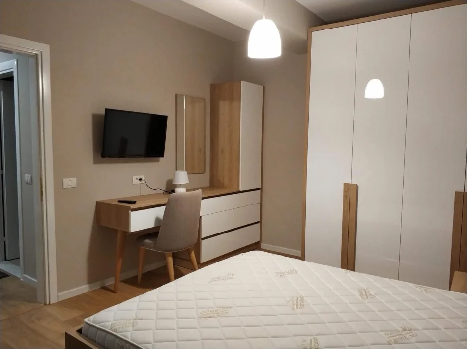Tirane, jepet me qera 1+1 , 