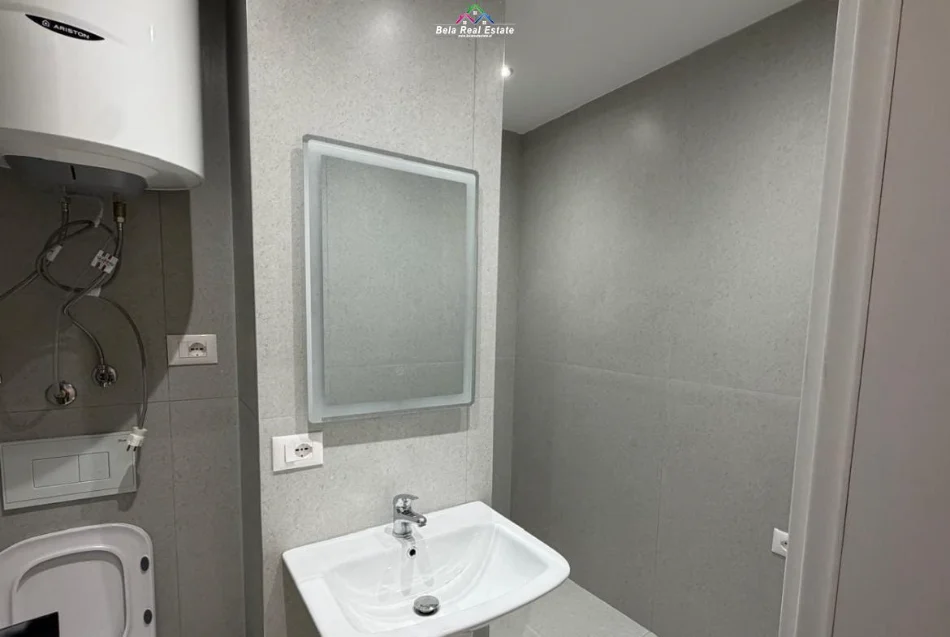 Tirane, shes apartament 2+1 Kati 12, 80 m² 196.000 € (reshit petrela)