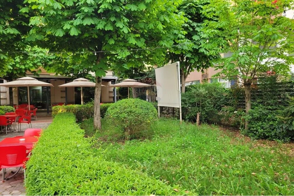 Tirane, jepet me qera , 140 m² 1.100 € (Fres Rruga e Thesarit)