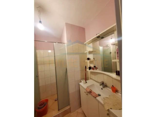 Tirane, jepet me qera apartament 2+1+A+BLK Kati 3, 101 m² 350 Euro (shefqet kuka)