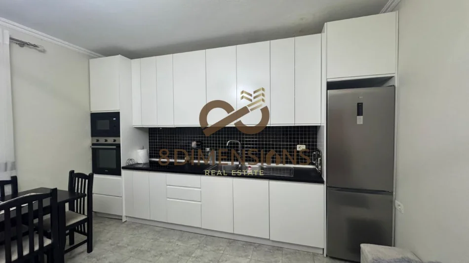 Tirane, jepet me qera apartament 2+1 Kati 0, 95 m² 450 € (don bosko)