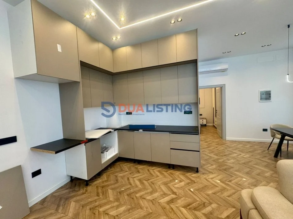 Tirane, jepet me qera apartament 1+1 Kati 0, 65 m² 800 € (kodra e diellit)