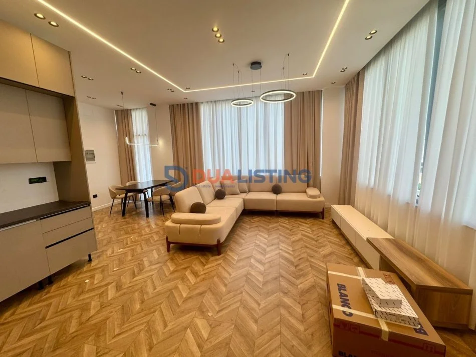 Tirane, jepet me qera apartament 1+1 , 65 m² 800 € (Kodra e Diellit)