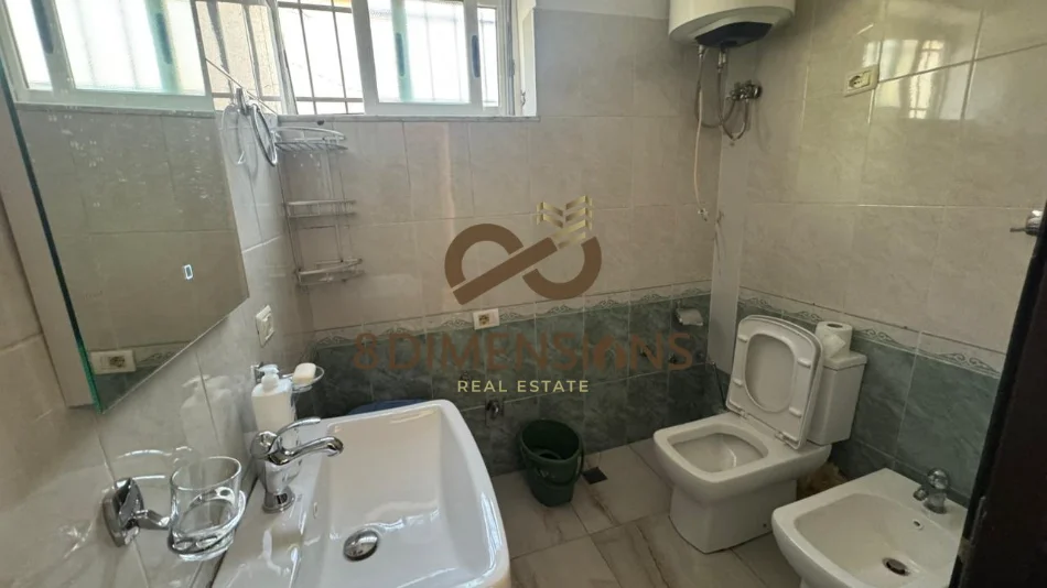 Tirane, jepet me qera apartament 2+1 Kati 0, 95 m² 450 € (don bosko)