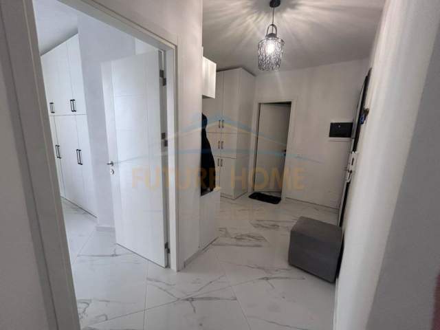 Tirane, jepet me qera apartament 2+1+BLK Kati 6, 100 m² 600 Euro