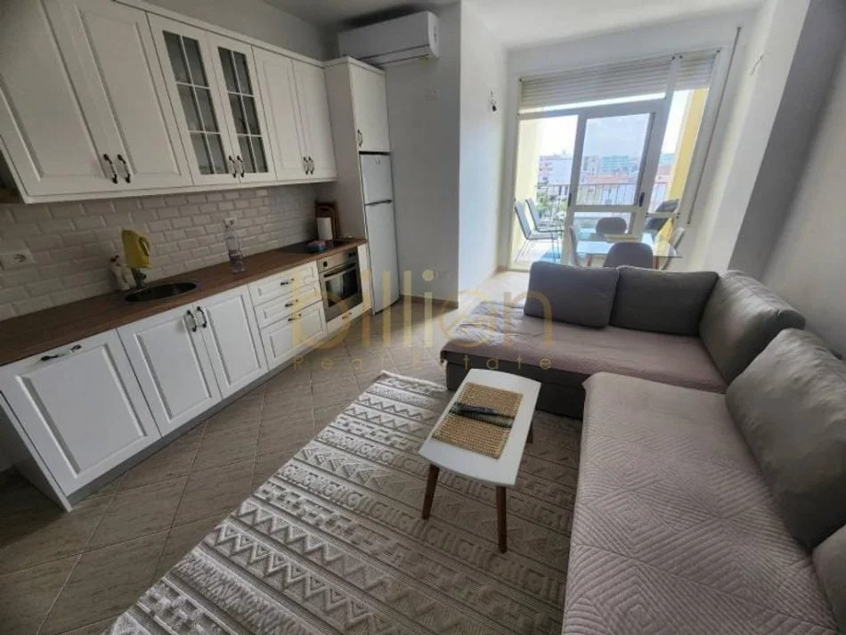 Golem, shitet 2+1 , 83 m² 85.000 €