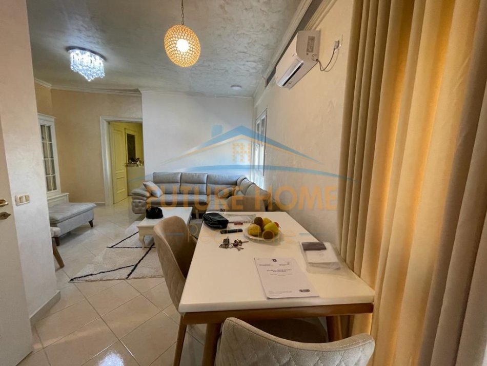 Tirane, shitet apartament 1+1+Aneks+Ballkon Kati 5, 67 m² 128.000 € (Rruga Dritan Hoxha)