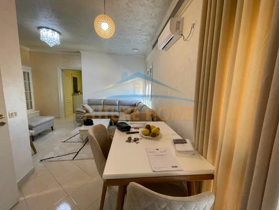 Tirane, shitet apartament 1+1+Aneks+Ballkon Kati 5, 67 m² 128.000 € (Rruga Dritan Hoxha)