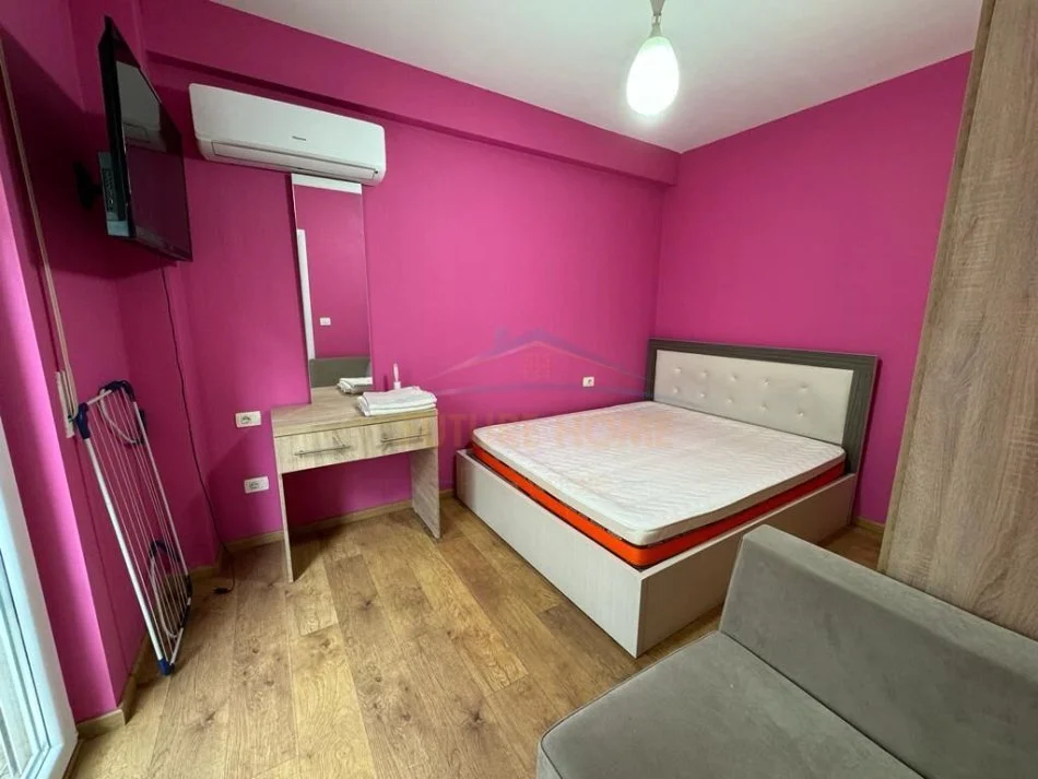 Tirane, jepet me qera apartament 1+1 Kati 3, 51 m² 400 € (KODRA E DIELLIT)