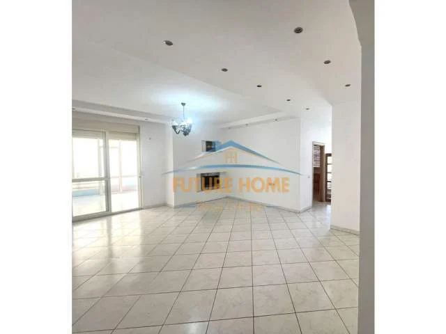 Tirane, shitet apartament 2+1 Kati 3, 105 m² 250.000 Euro (KOMUNA E PARISIT)