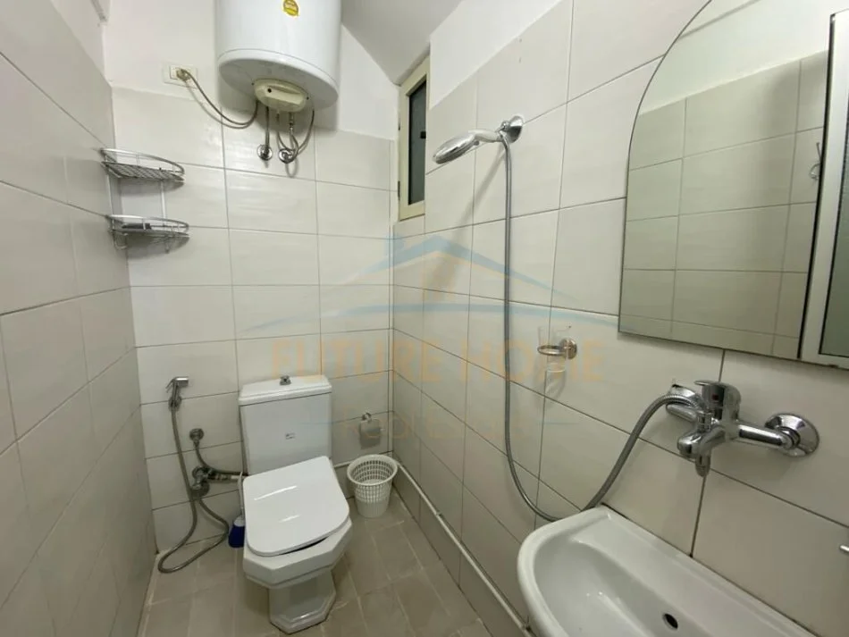 Durres, shitet Vile 2 Katshe , 660 m² 450.000 € (Plazh-Hekurudha, Durres)