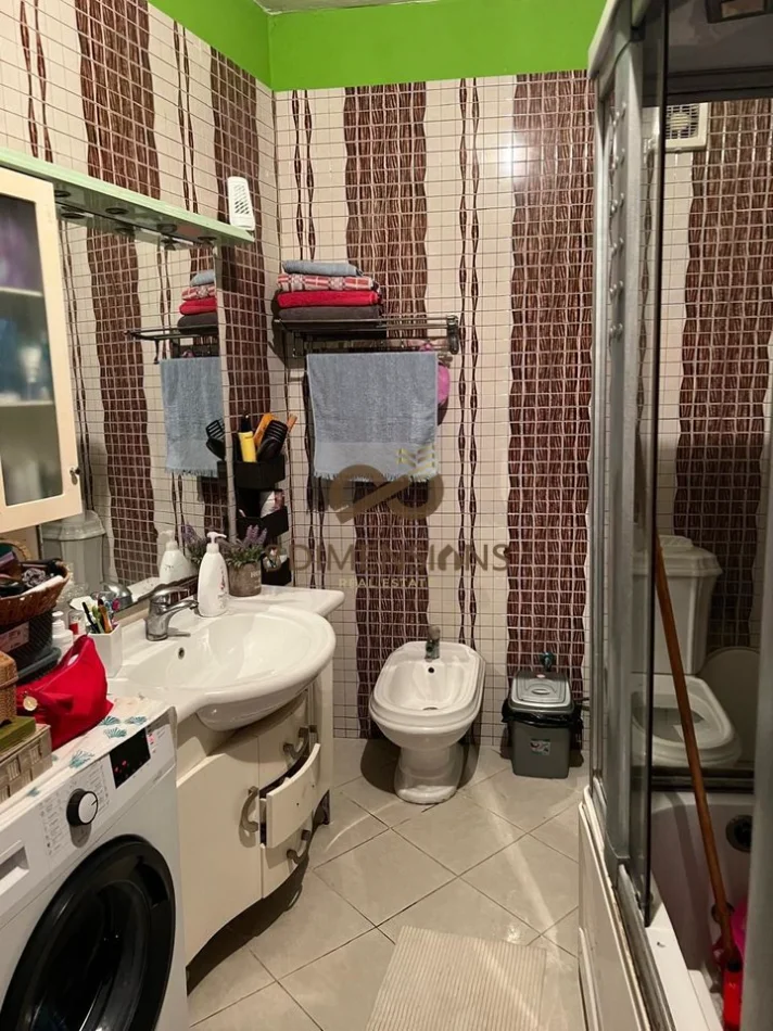 Tirane, shitet apartament 2+1 , 117 m² 159.000 € (astir)