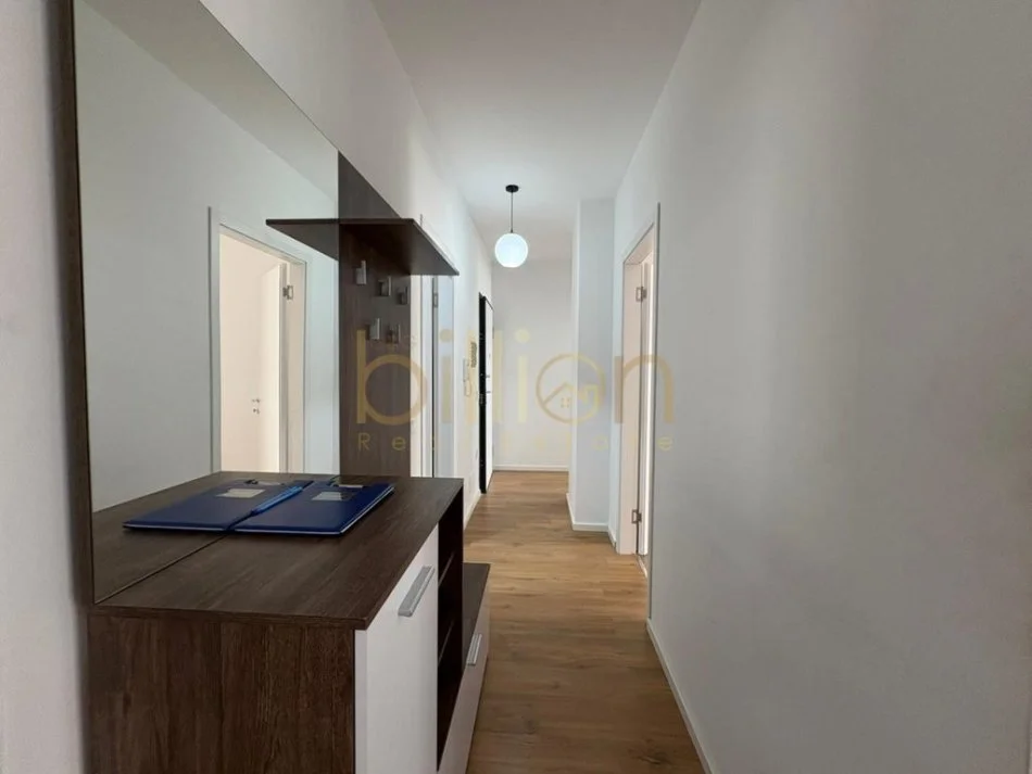 Tirane, jepet me qera apartament 2+1+Ballkon , 115 m² 850 € (Don Bosco)