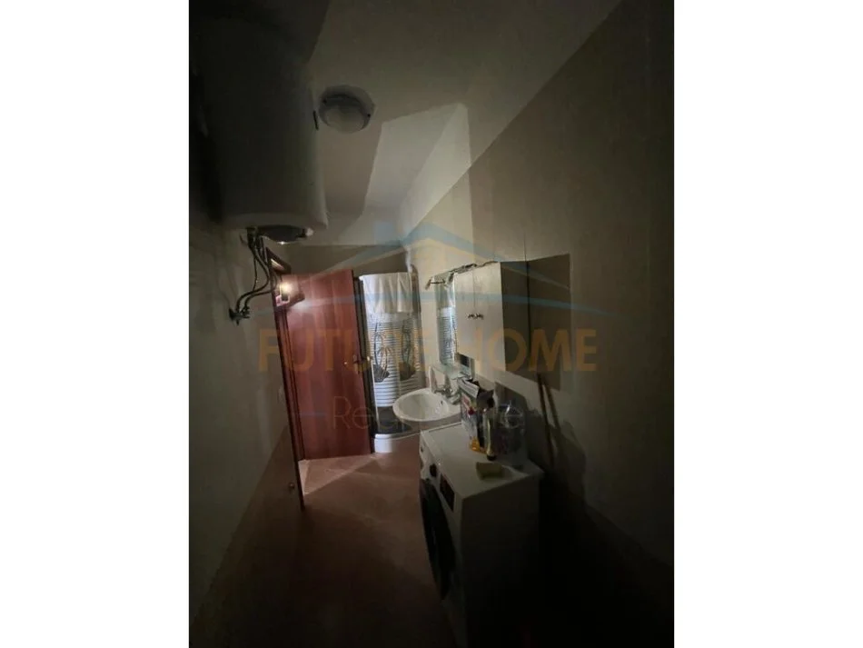 Durres, shitet apartament 1+1 Kati 3, 69 m² 70.000 € (GOLEM,DURRES)
