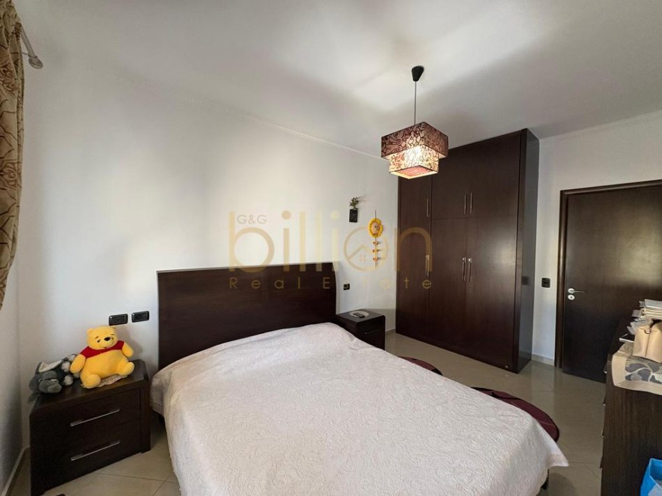 shitet 1+1+Ballkon , 77 m² 108.000 € (Pallatet Çabej)