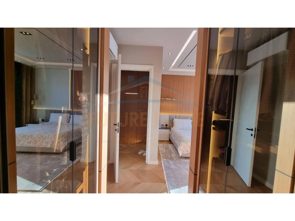 Shitet, Vilë, Mandarine Drive Luxury Living pranë TEG