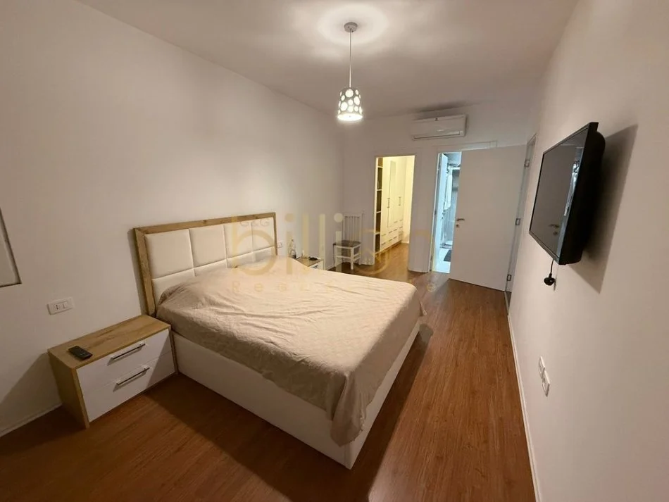 Tirane, jap me qera apartament 2+1+Ballkon , 93 m² 750 € (don bosco)