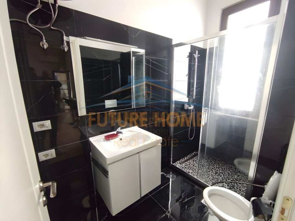Tirane, jap me qera apartament 2+1 Kati 9, 55 m² 650 € (Kompleksi Delijorgji)