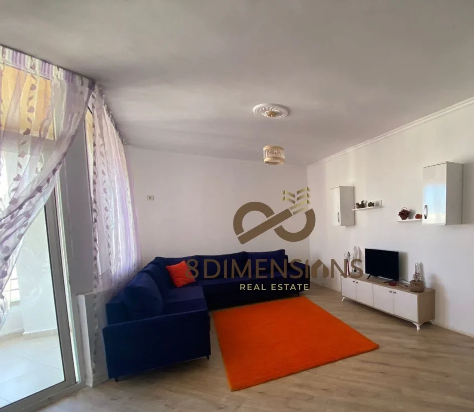 Tirane, jepet me qera apartament 1+1+Ballkon Kati 8, 60 m² 400 € (astir)