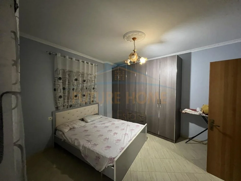 Tirane, jepet me qera apartament 1+1 Kati 6, 70 m² 380 € (Kompleksi Molla, Unaza e Re)