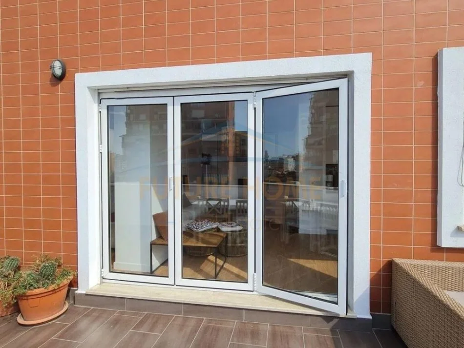 Shqiperi, jepet me qera apartament 1+1 Kati 8, 140 m² 1.200 € (Myslym Shyri)