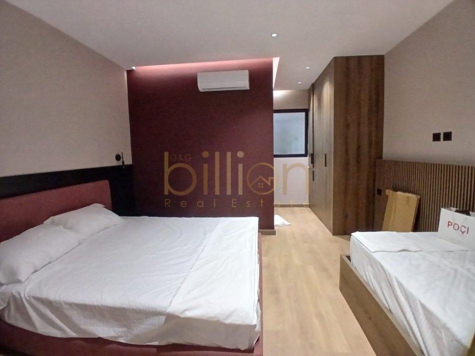 Tirane, jepet me qera 1+1 , 55 m² 700 € (Myslym Shyri)