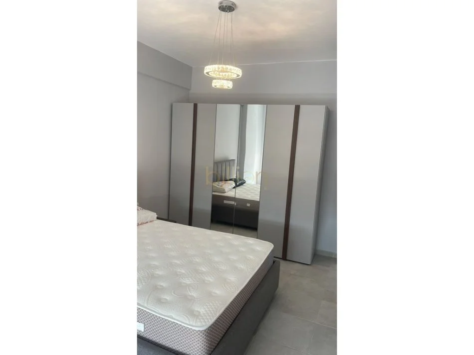 Tirane, jepet me qera apartament 2+1+Ballkon , 105 m² 700 € (Brryli, Tirane)