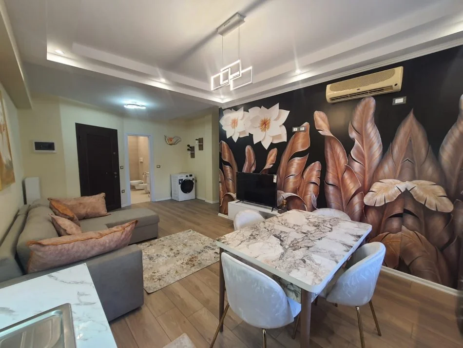 Tirane, jepet me qera apartament 2+1+Ballkon Kati 3, 100 m² 850 € (Myslym shyri)