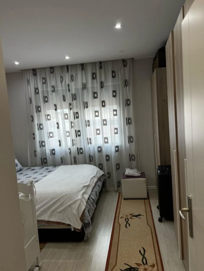 jepet me qera 1+1+Verande Kati 7, 500 €