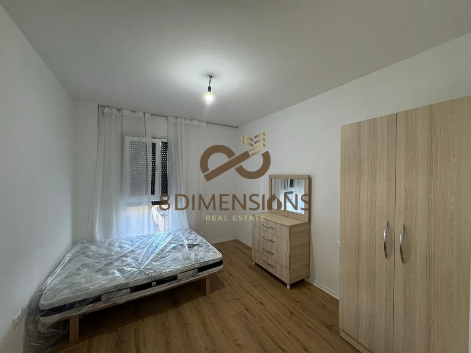 Tirane, jepet me qera apartament 2+1+Ballkon Kati 2, 100 m² 600 € (don bosko)