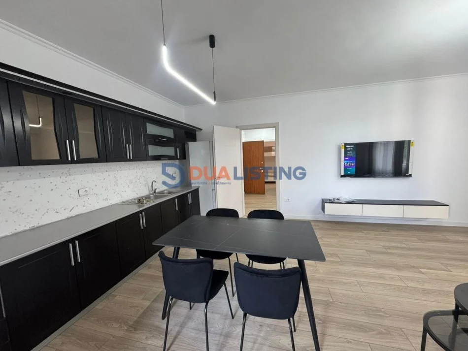 Tirane, jepet me qera apartament 2+1 Kati 2, 90 m² 800 € (Kodra e Diellit)