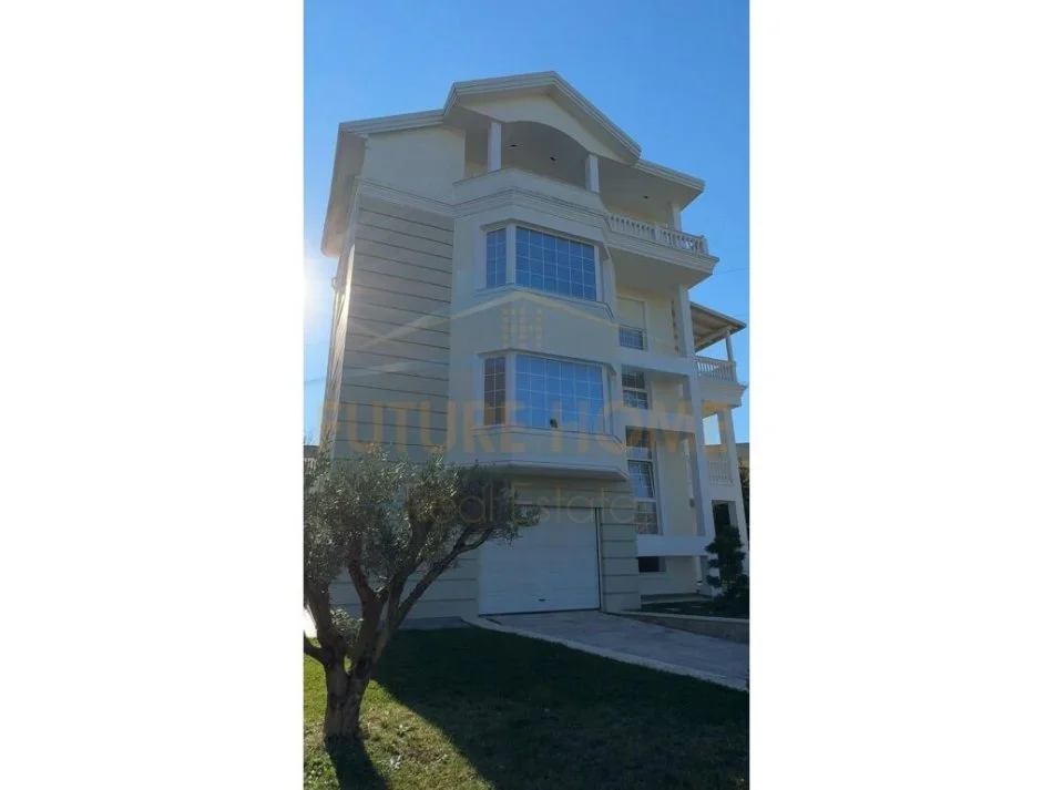Durres, shitet Vile 5+1, Kati 0, 482 m² 1,200,000 € 