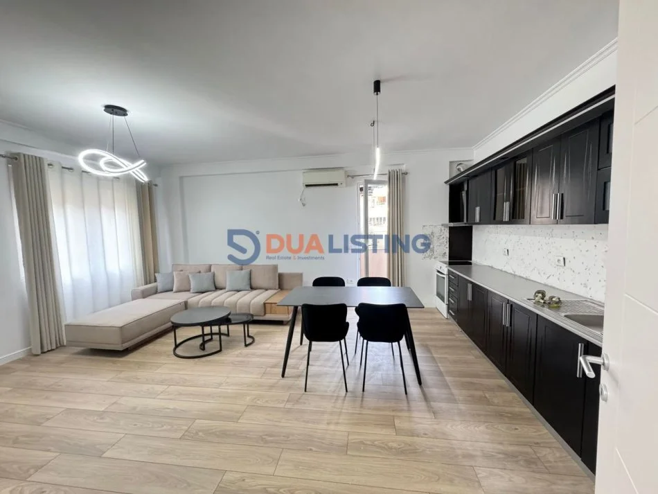 Tirane, jepet me qera apartament 2+1 Kati 2, 90 m² 800 € (Kodra e Diellit)