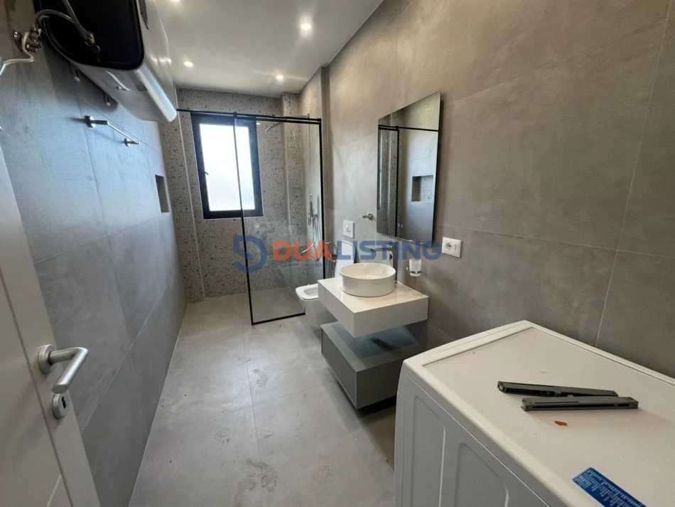 Tirane, jepet me qera apartament 2+1 Kati 2, 85 m² 800 € (Kodra e Diellit)