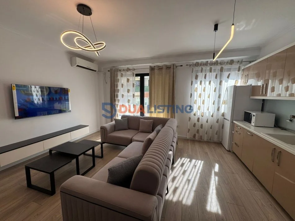 Tirane, jepet me qera apartament 2+1 Kati 2, 85 m² 800 € (Kodra e Diellit)