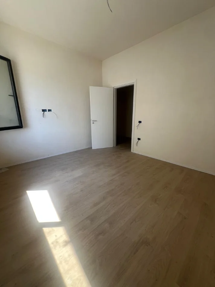 Tirane, shitet apartament 2+1 Kati 3, 101 m² 128.110 € 