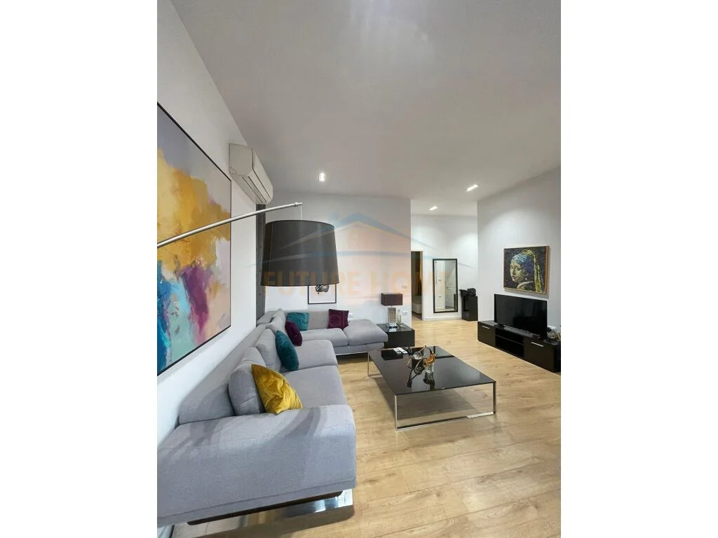 Tirane, jepet me qera apartament 2+1+A+BLK 80 m² 800 Euro