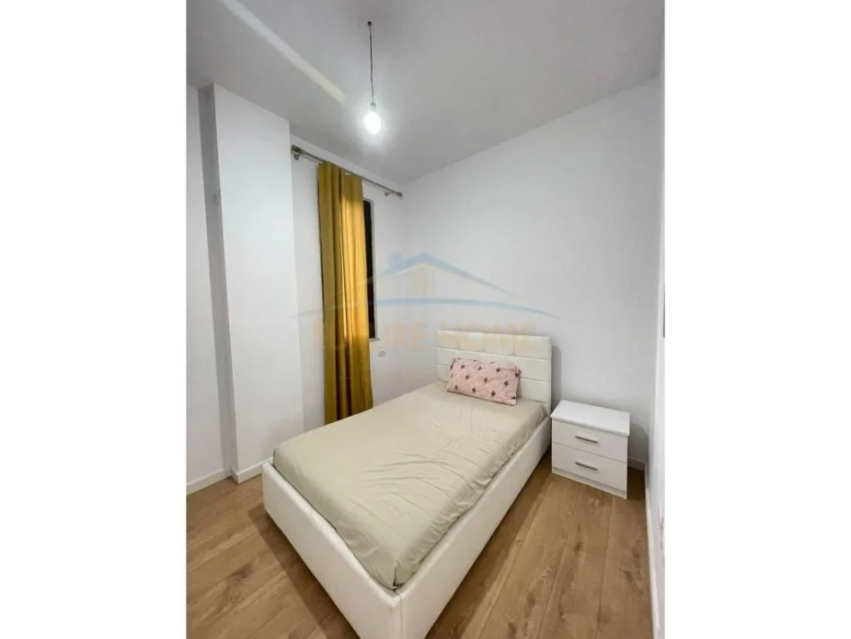 Tirane, jepet me qera apartament 2+1 Kati 9, 80 m² 800 € (Kompleks Delijorgji)