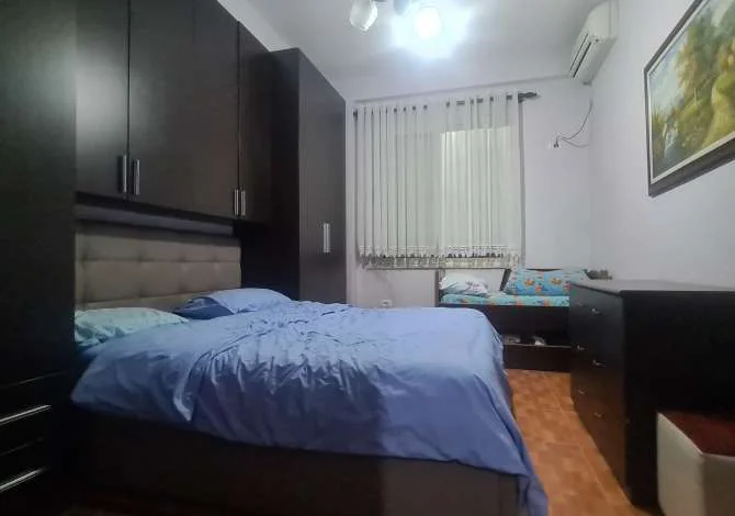 Tirane, shes apartament 2+1+Ballkon Kati 2, 111 m² 115.000 € (Fresk)