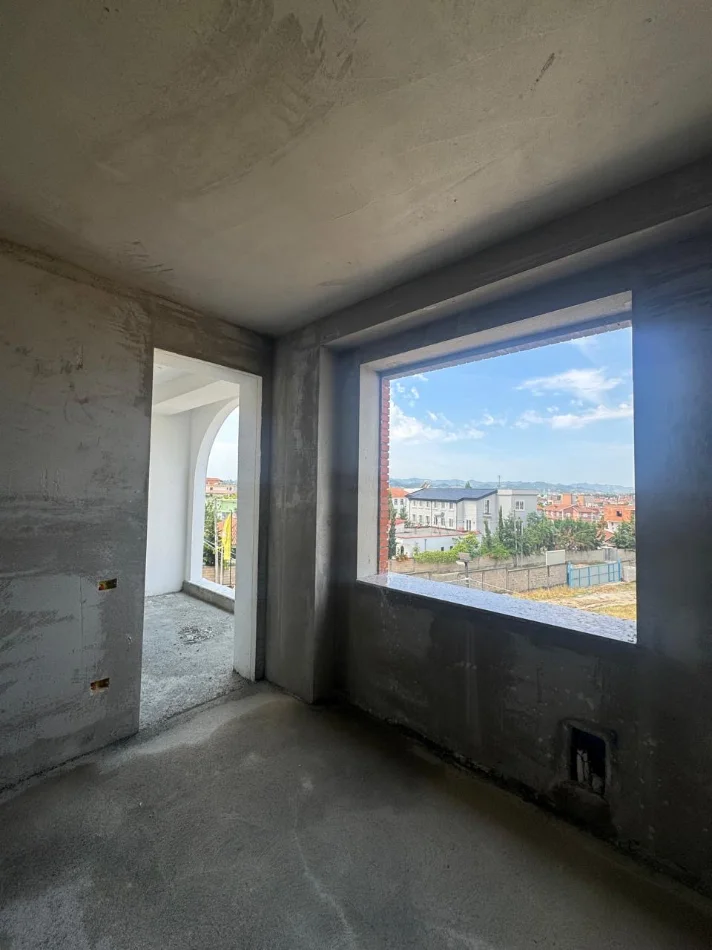 Tirane, shitet apartament 2+1 Kati 2, 91 m² 86.450 € (Lakeside Rezidence)