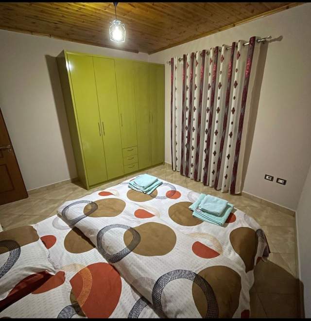 Tirane, jepet me qera apartament 1+1 Kati 4, 71 m² 400 Euro (Rruga Don Bosko)